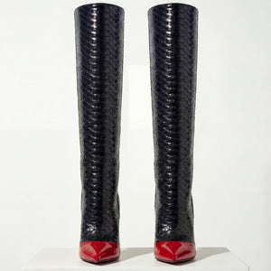 Devenir-Carbon (Pre-Order)